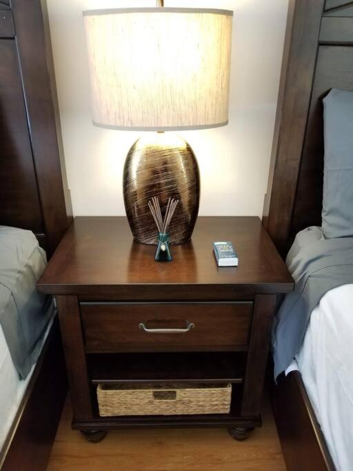 Luxury And Spacious 5 Bedroom Private House By Melrose Wifi Tv Backyard Free Parking Close To The Grove Hollywood Walk Of Fame Ferienhaus Los Angeles